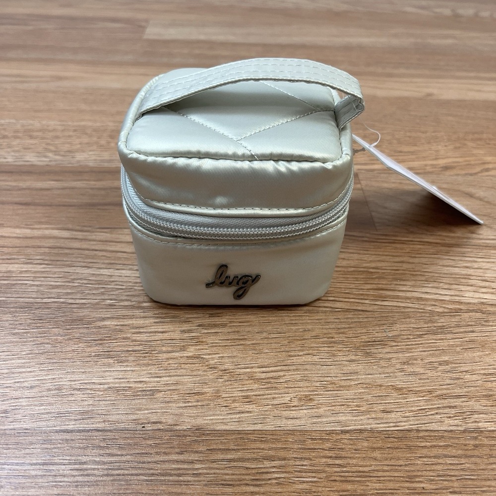 Lug Mini Swizzle‎ Jewelry Case in Metallic Champagne  NEW